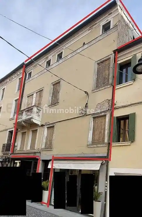 Casa indipendente in vendita a Rovigo