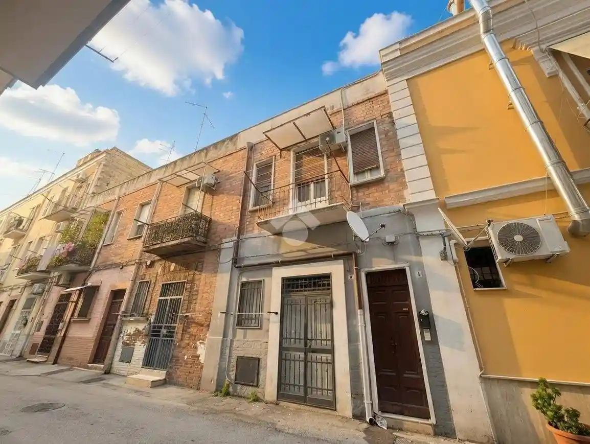 Palazzo - Edificio in vendita a Foggia