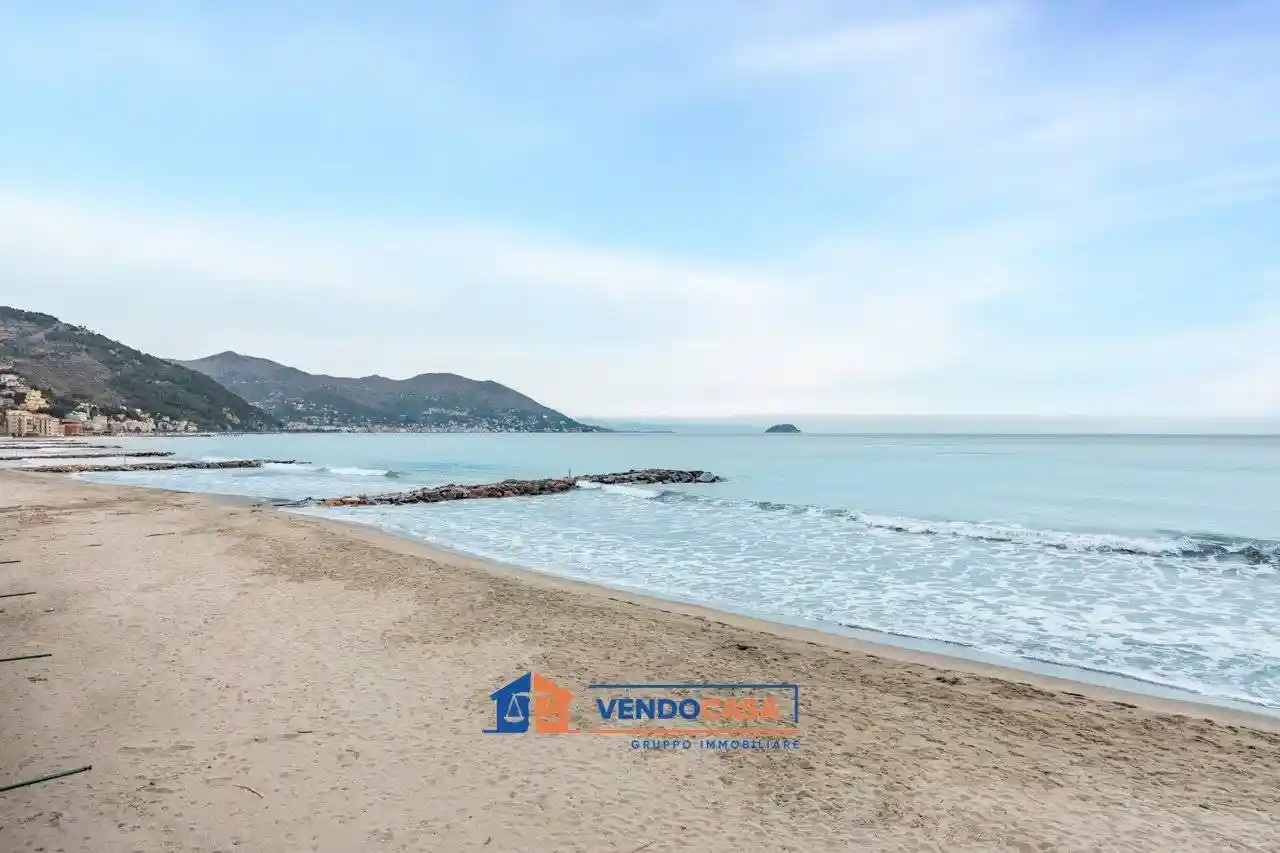 Appartamento in vendita a Laigueglia