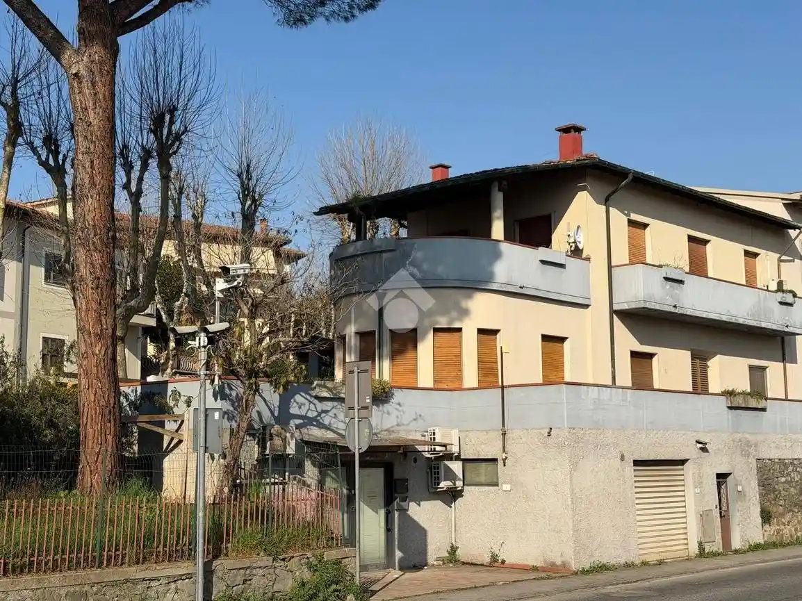 Villa in vendita a Signa