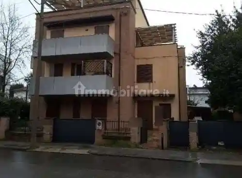 Appartamento in vendita a Forlì