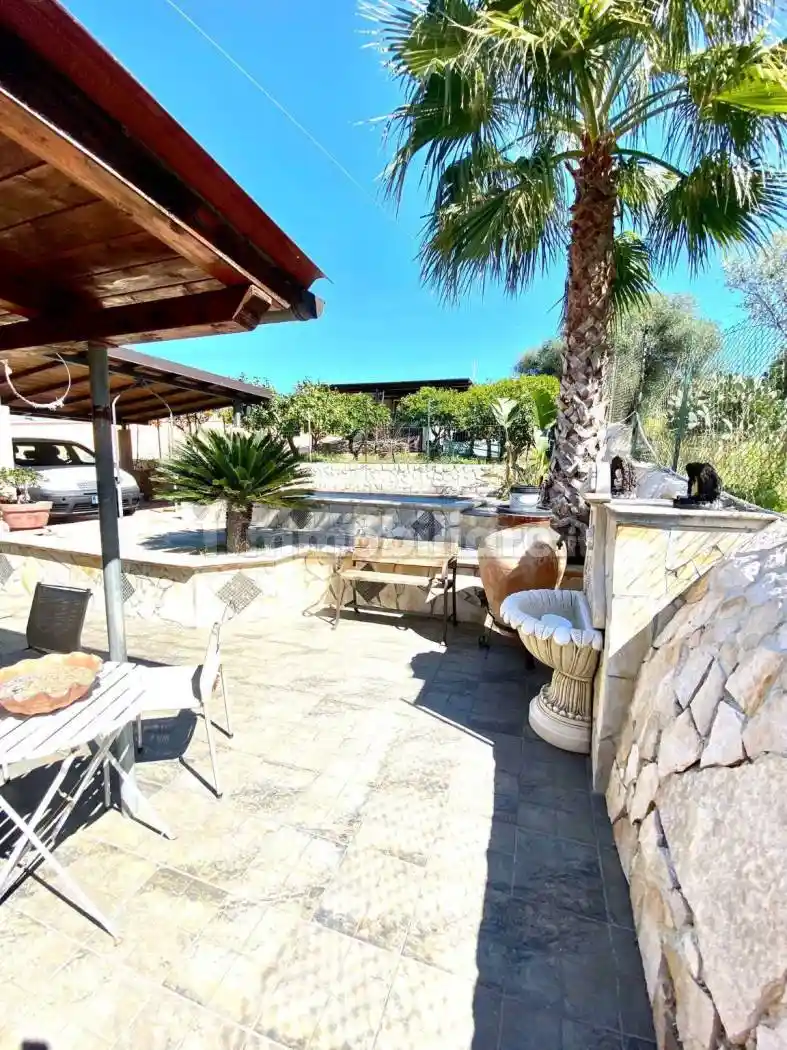 Villa in vendita a Siracusa