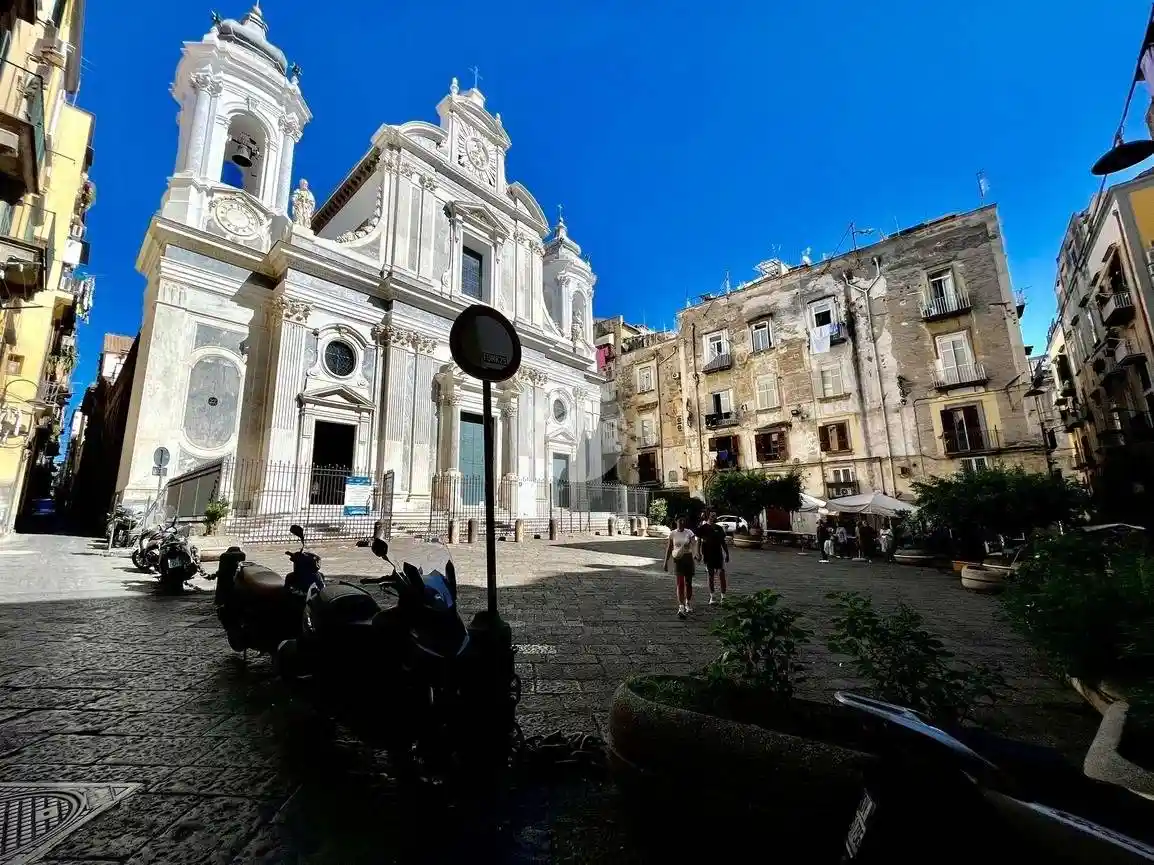 Appartamento in affitto a Napoli