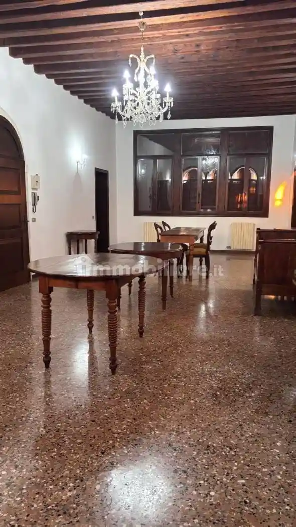 Appartamento in affitto a Este