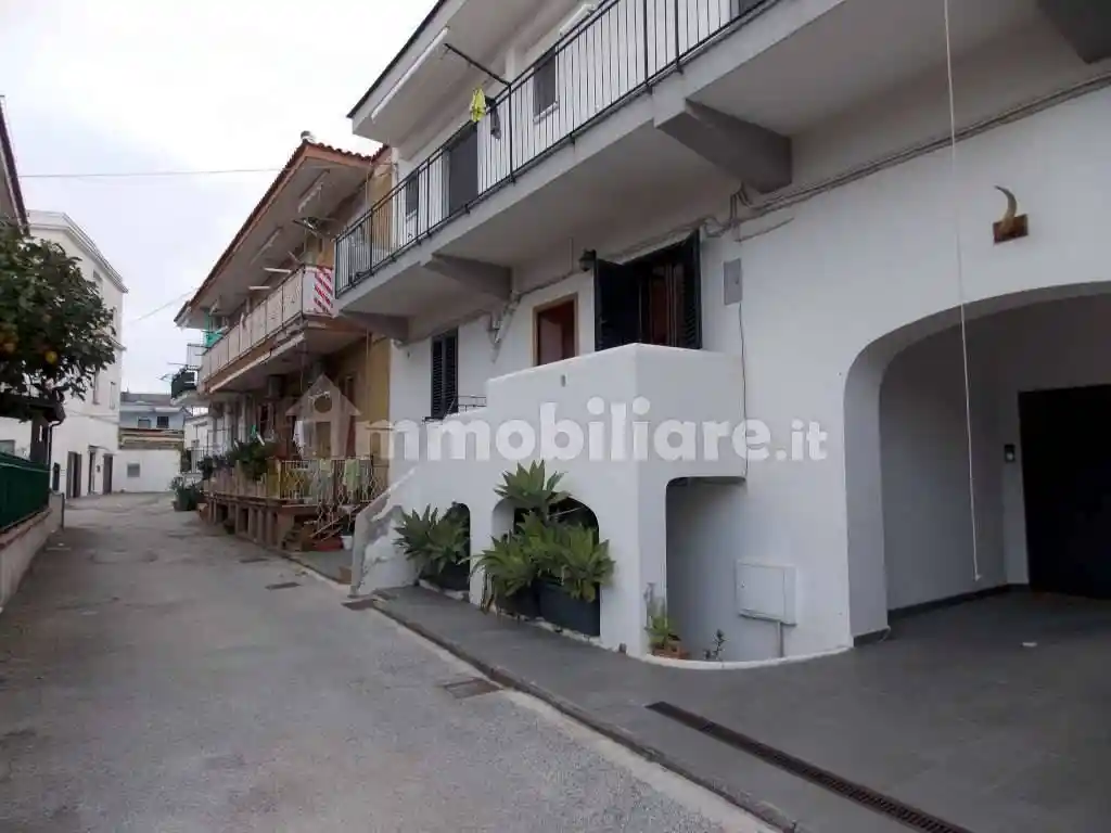 Appartamento in affitto a Bacoli