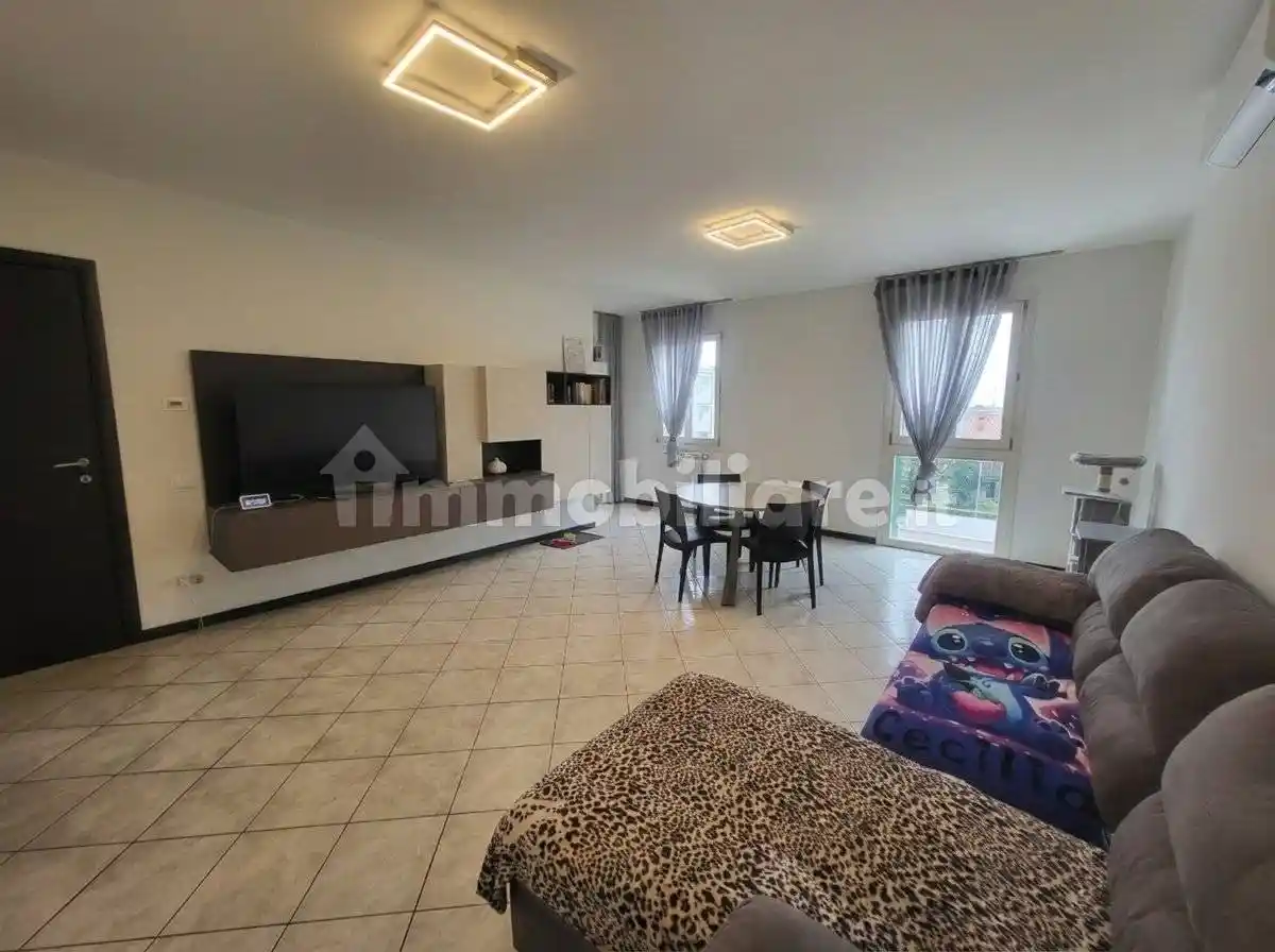 Appartamento in vendita a Brembate di Sopra