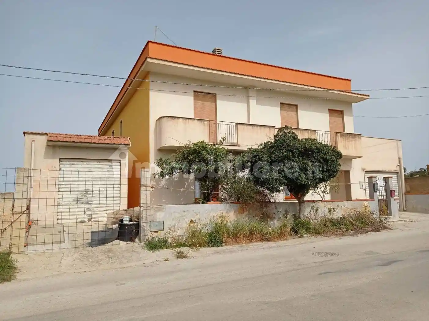 Palazzo - Edificio in vendita a Valderice