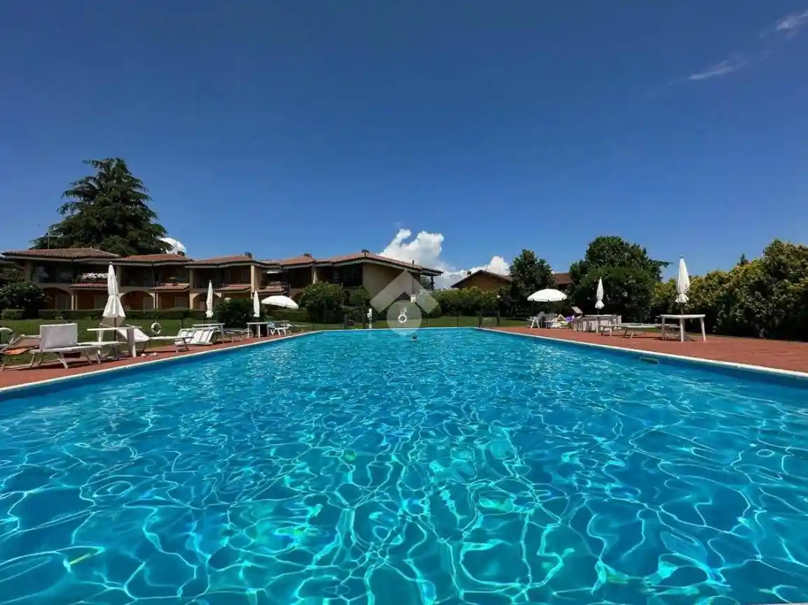 Appartamento in vendita a Padenghe sul Garda