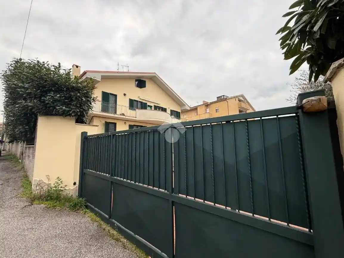 Appartamento in vendita a Guidonia Montecelio