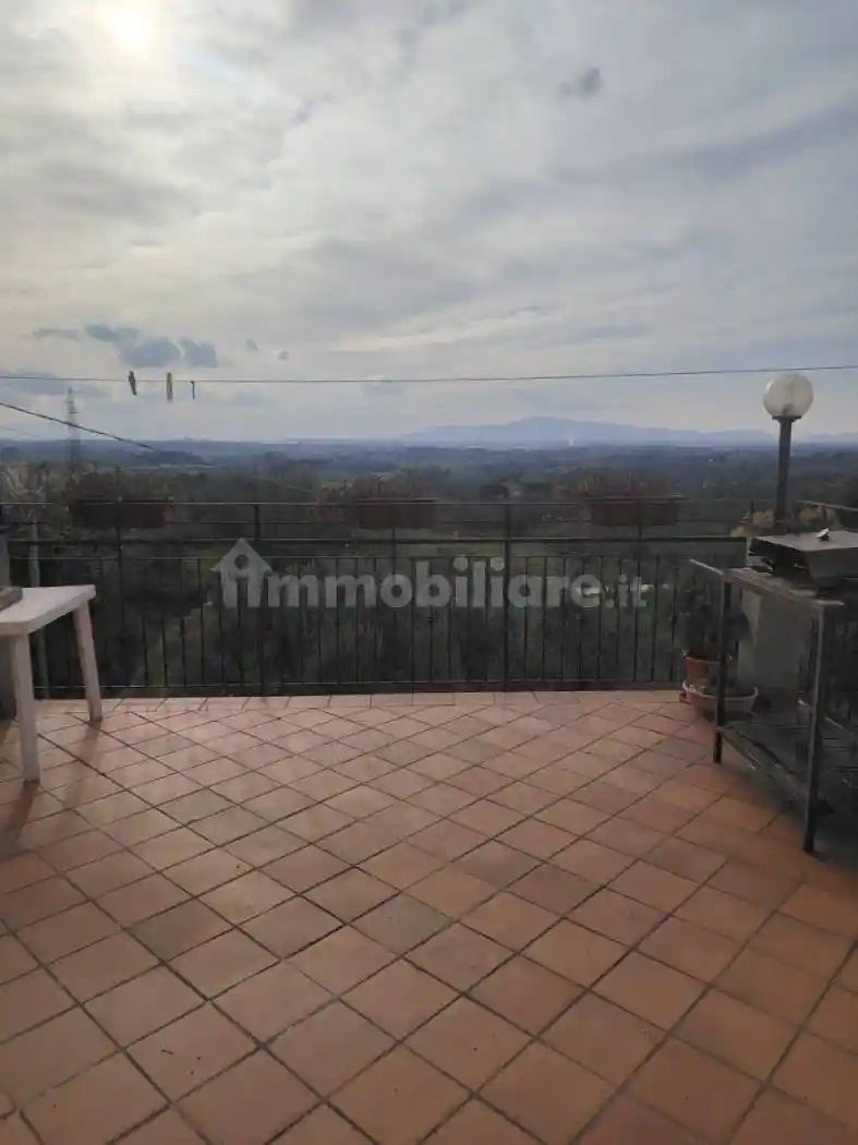 Appartamento in affitto a Vinci