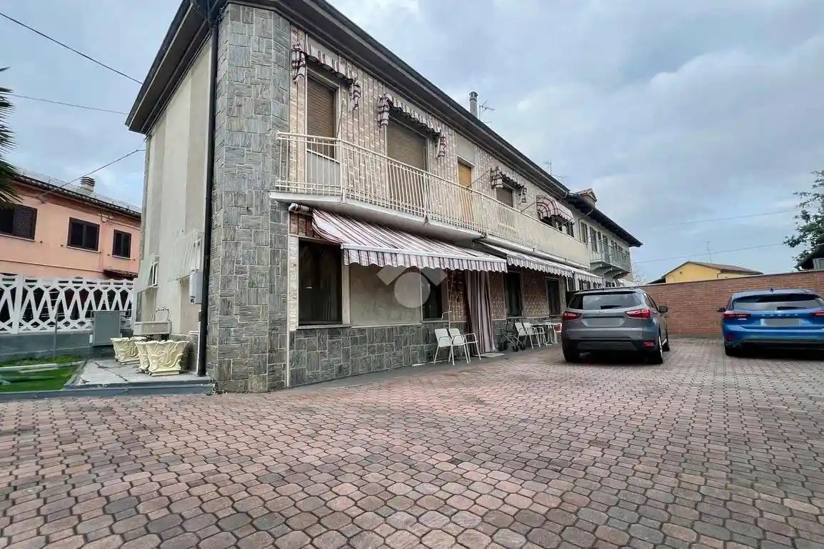 Casa indipendente in vendita a Asti