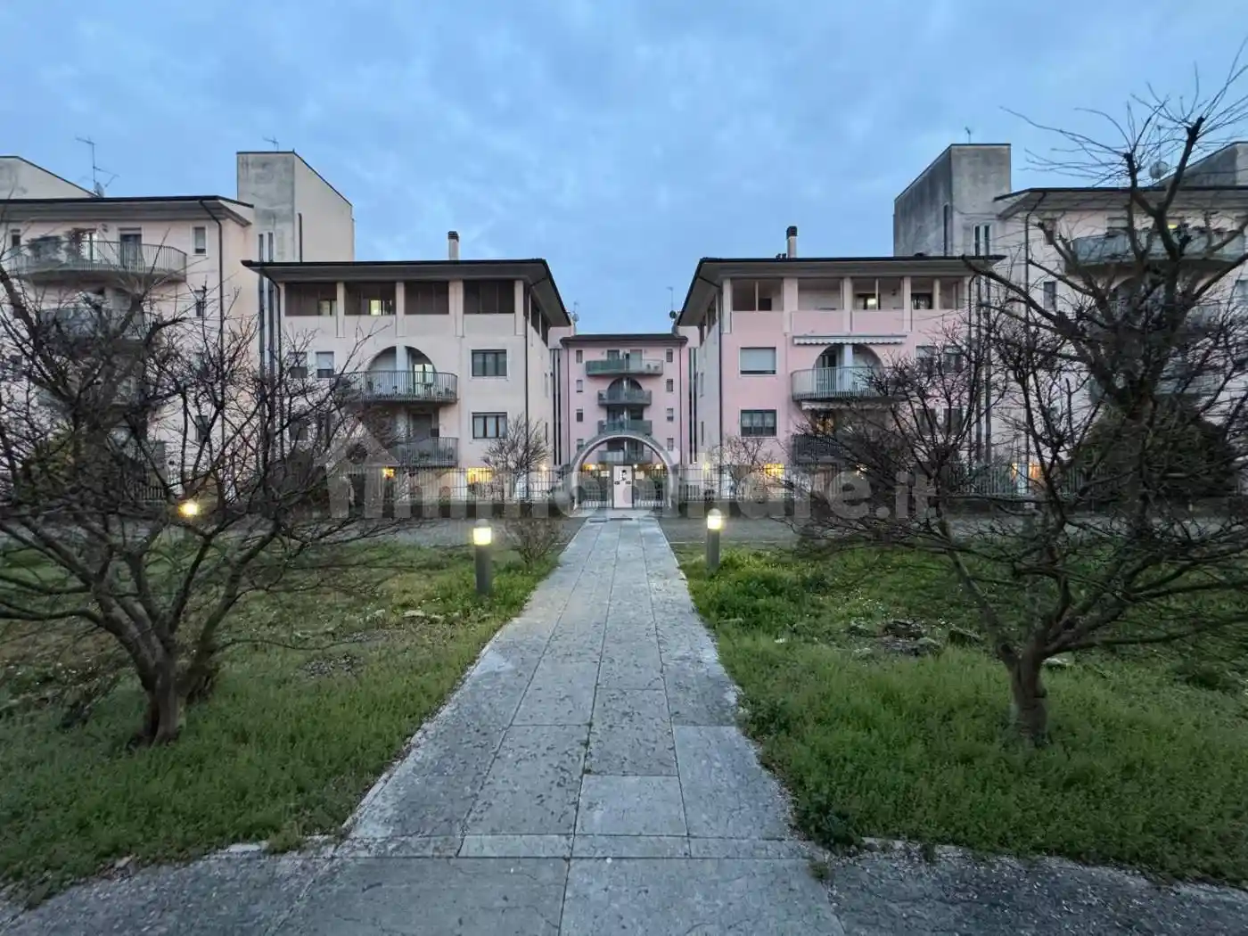 Appartamento in vendita a Landriano