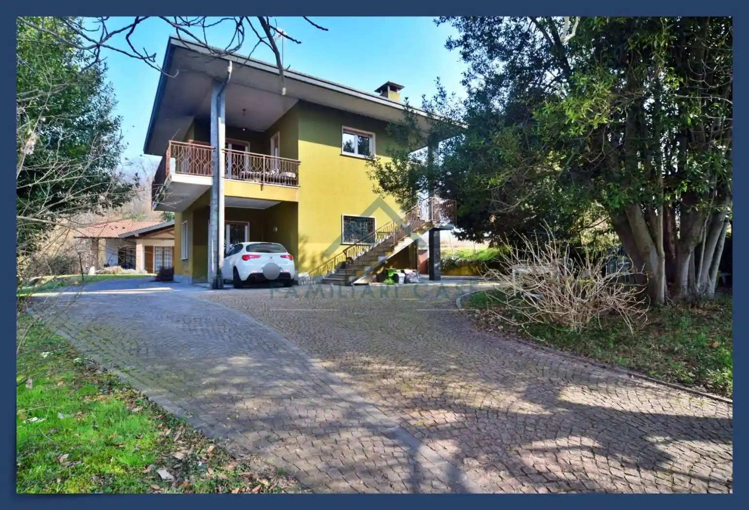 Villa in vendita a Casale Litta