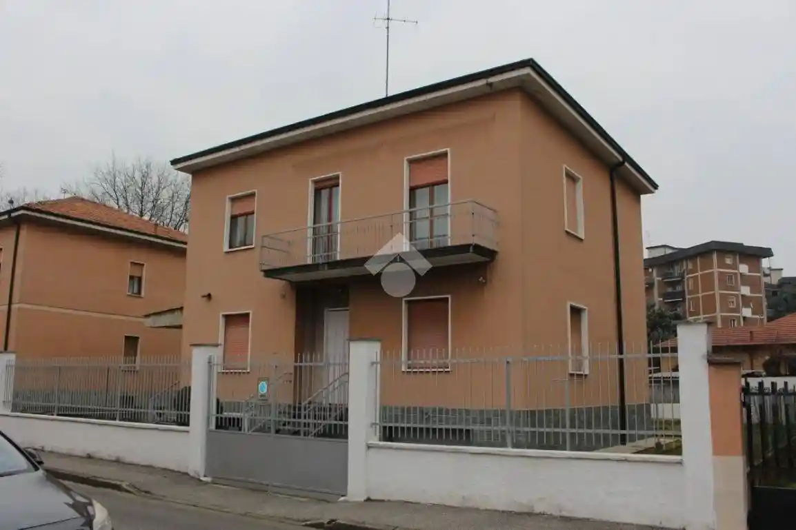 Villa in vendita a Rho