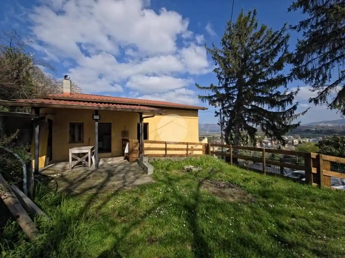 Casa indipendente in vendita a Tivoli