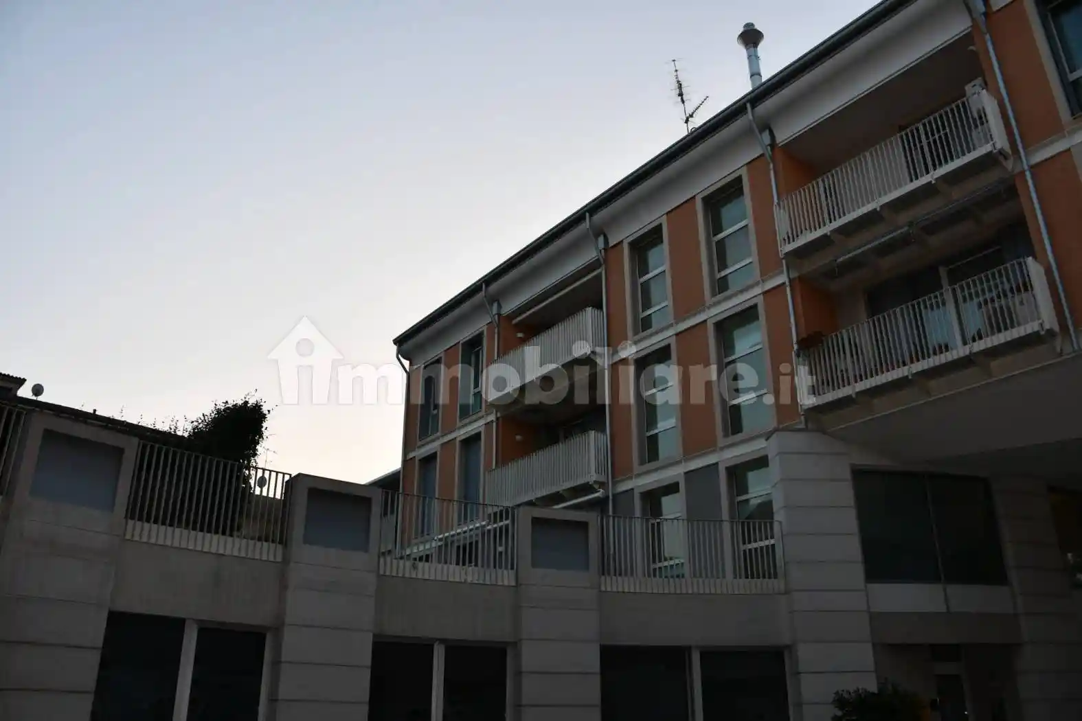 Appartamento in vendita a Villafranca di Verona