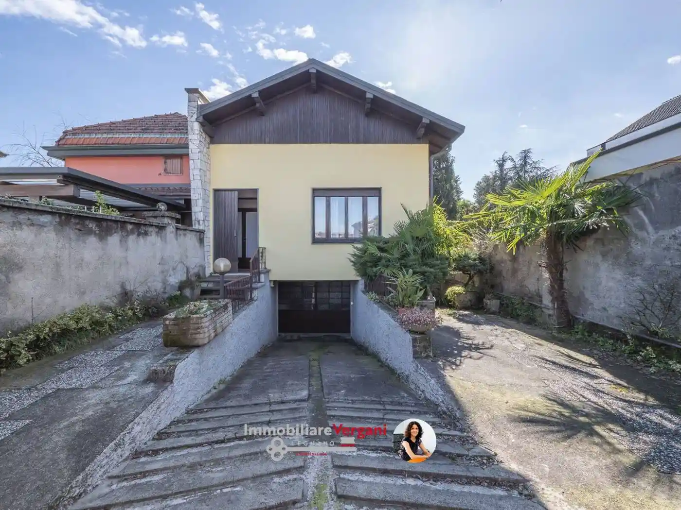 Villa in vendita a Legnano