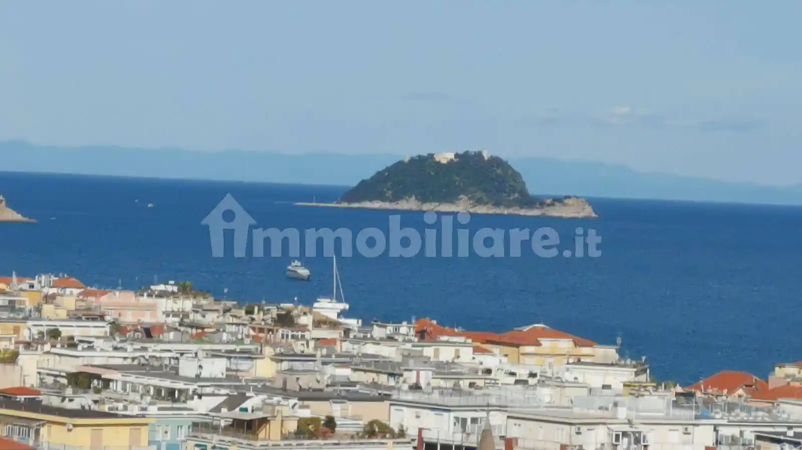 Appartamento in affitto a Alassio