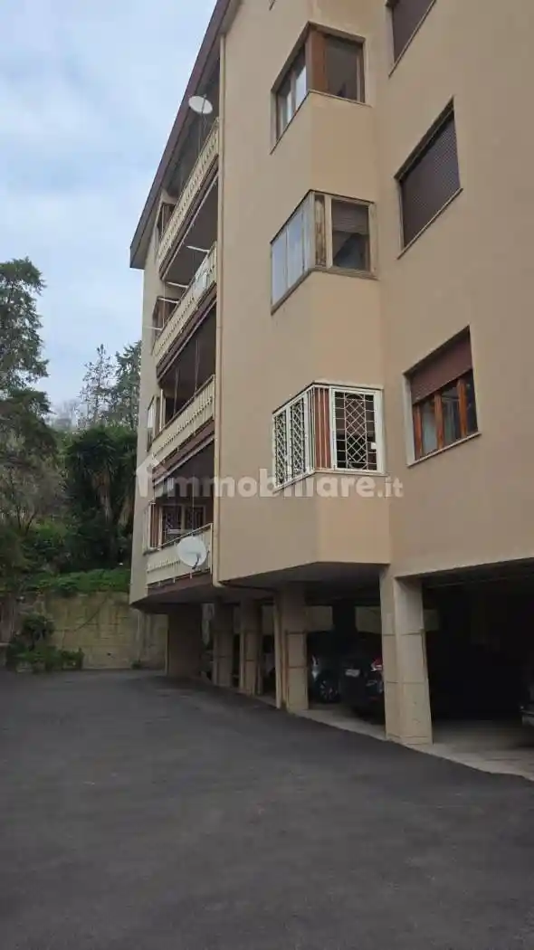 Appartamento in vendita a Salerno