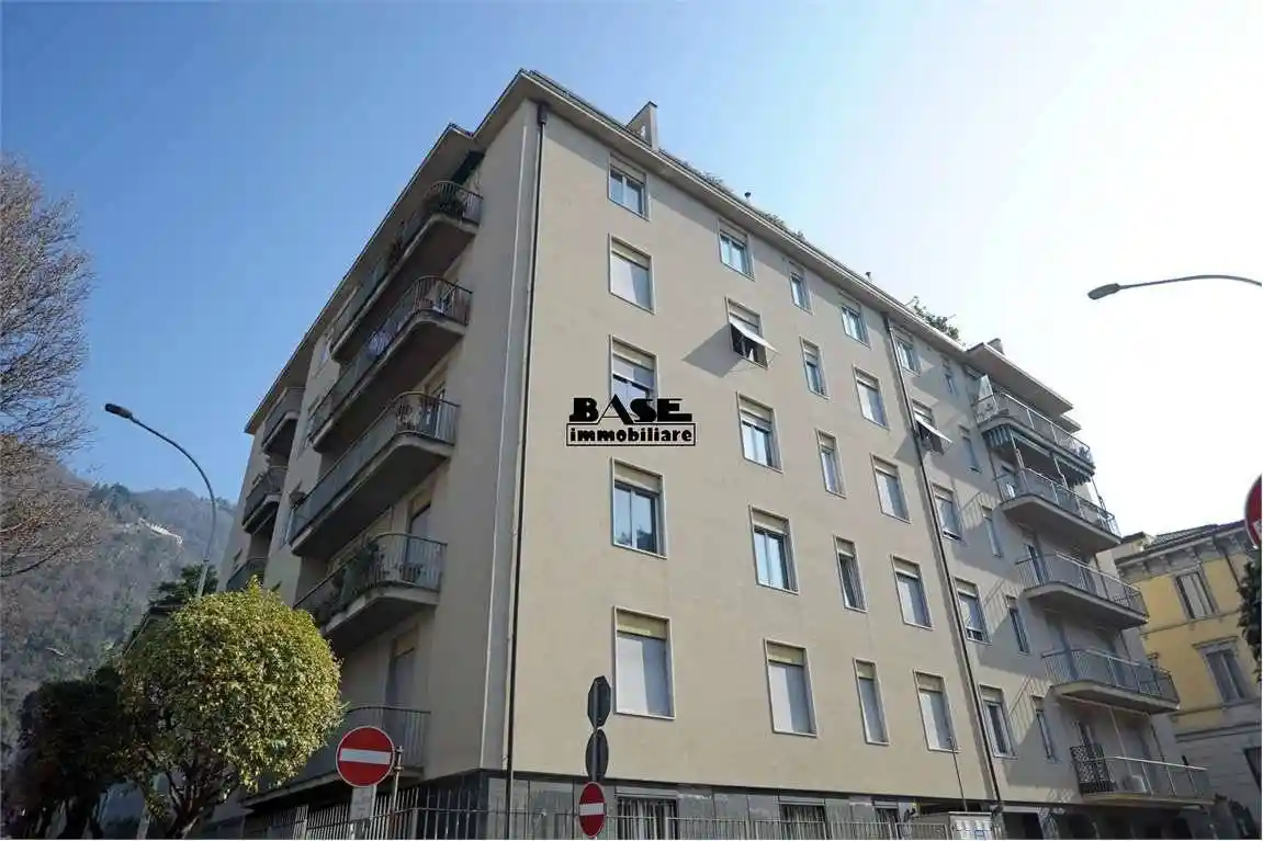 Appartamento in vendita a Como