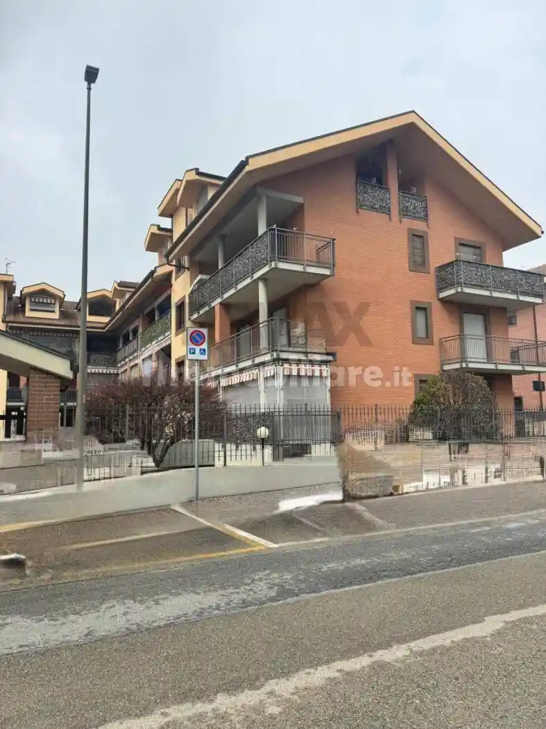 Appartamento in vendita a Beinasco