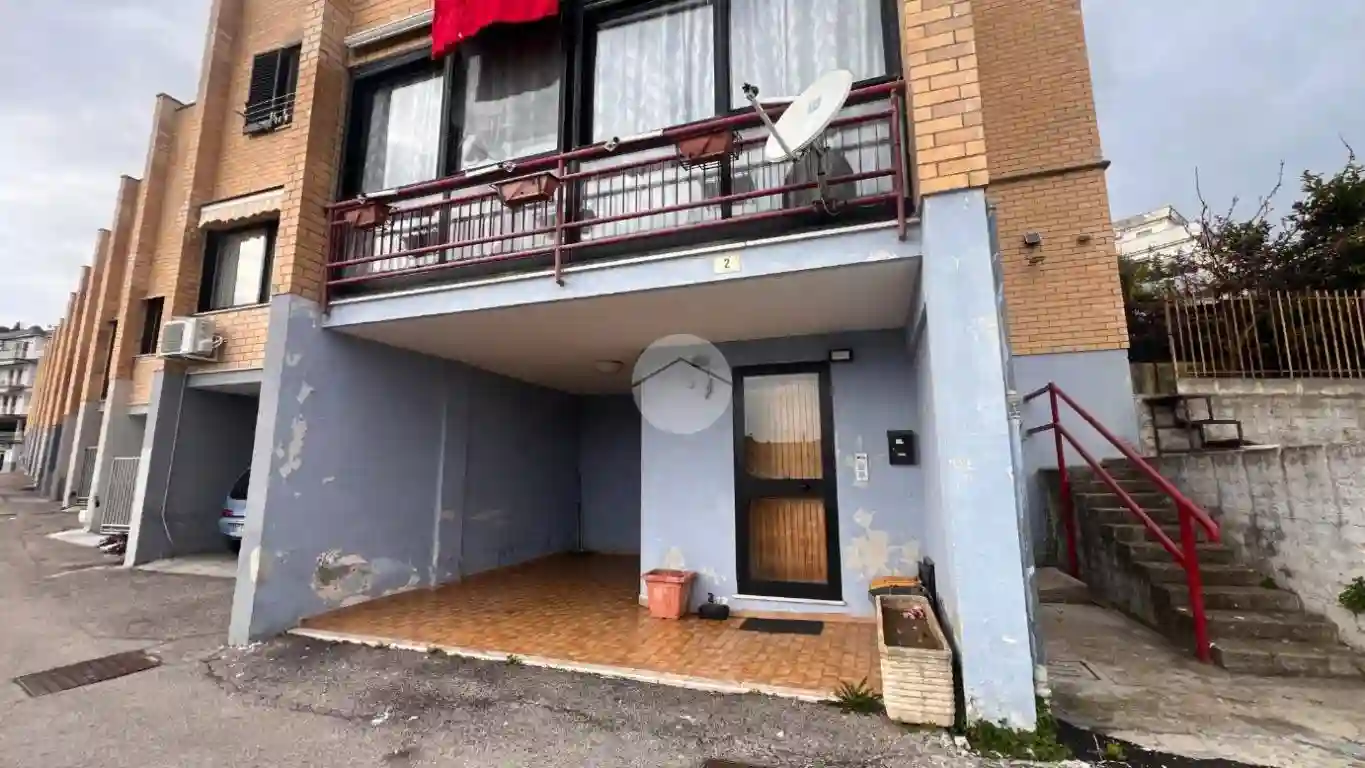 Villetta a schiera - foto 2