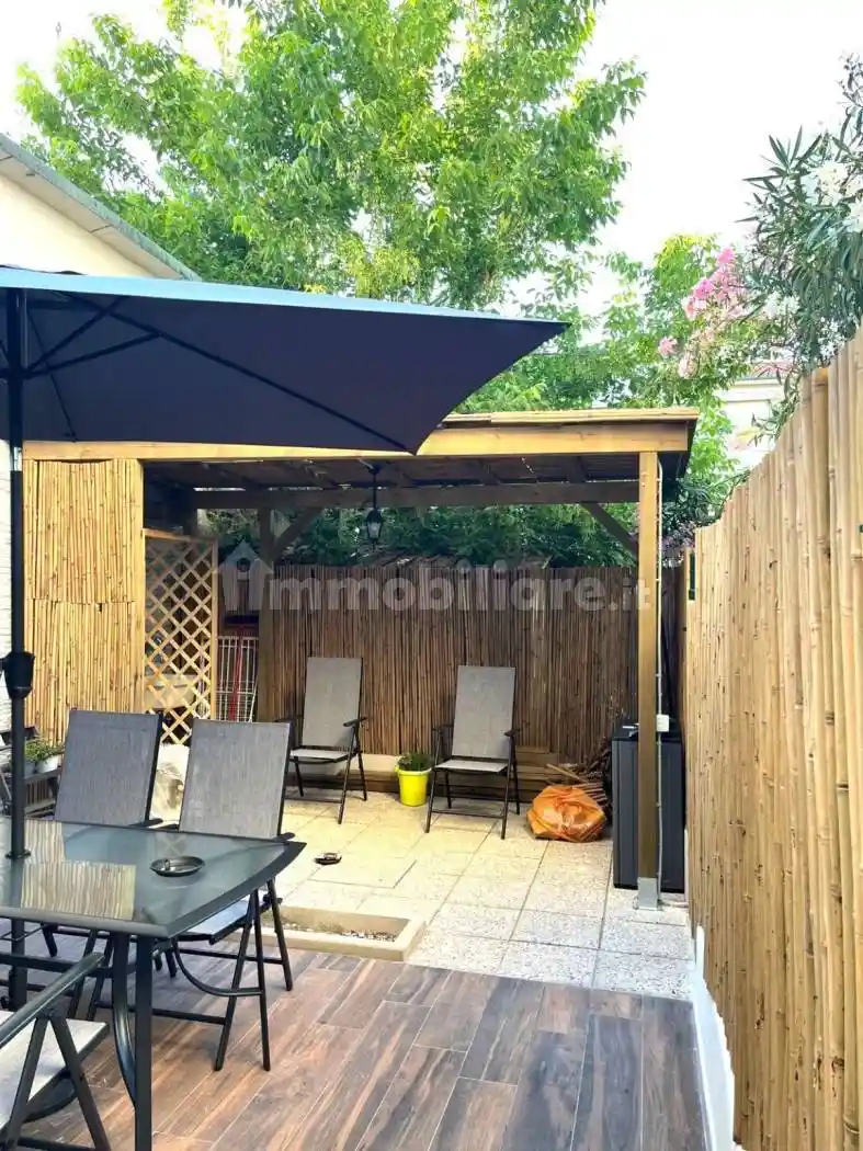 Appartamento in vendita a Viareggio