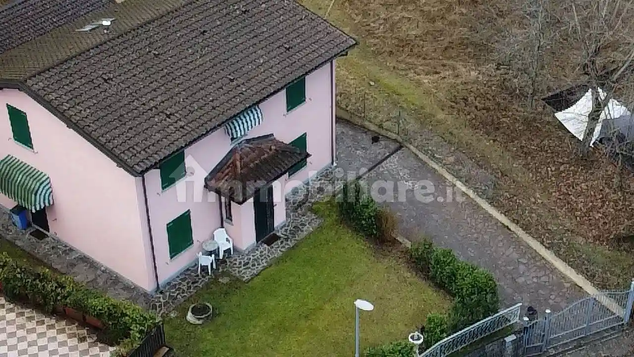 Villa in vendita a Castel di Casio