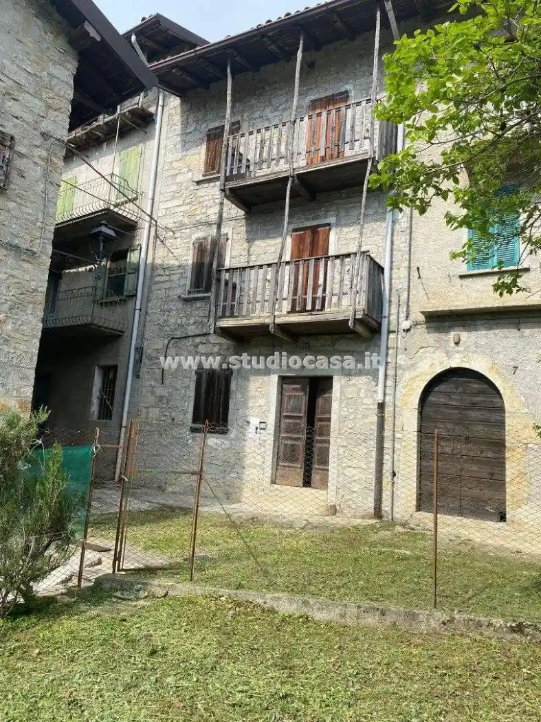 Casa indipendente in vendita a Zogno