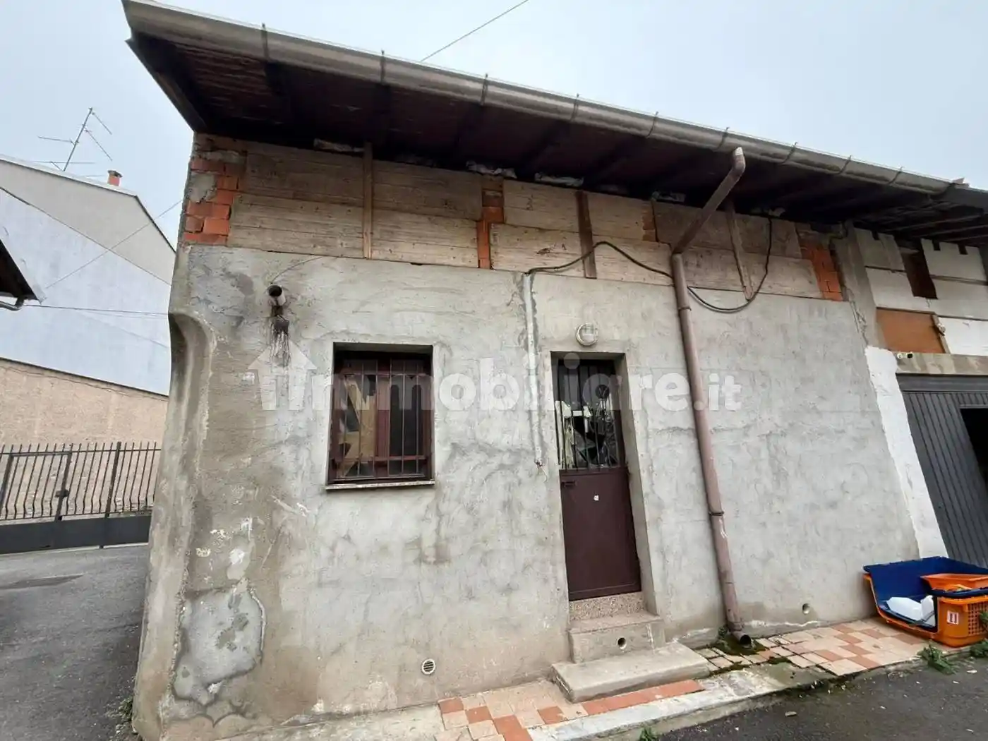 Rustico - Casale in vendita a Busto Arsizio