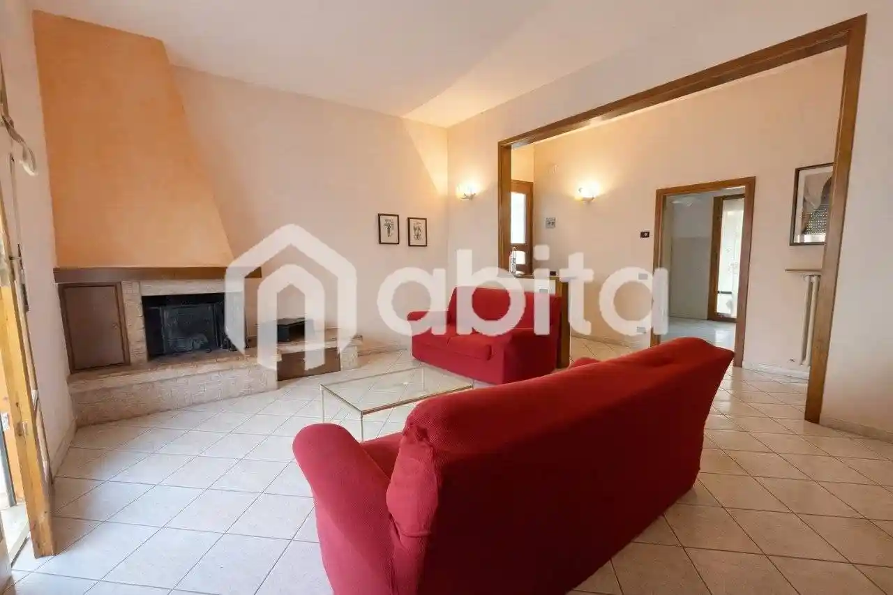 Appartamento in vendita a Montevarchi