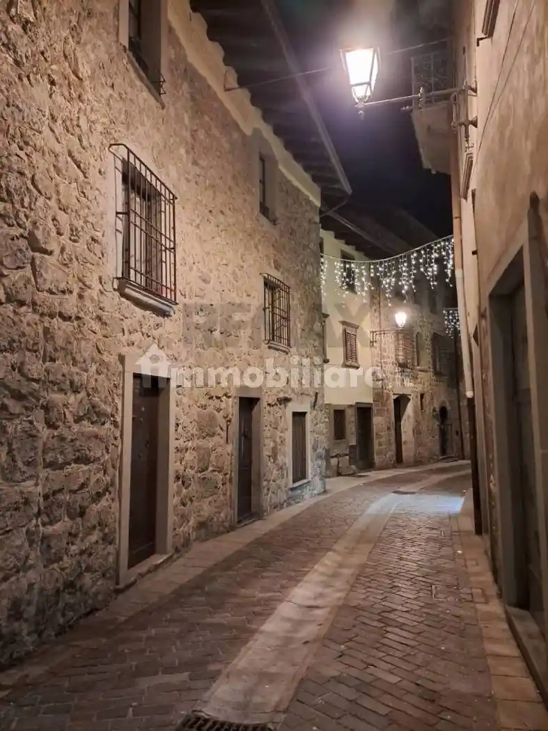 Casa indipendente in vendita a Serina