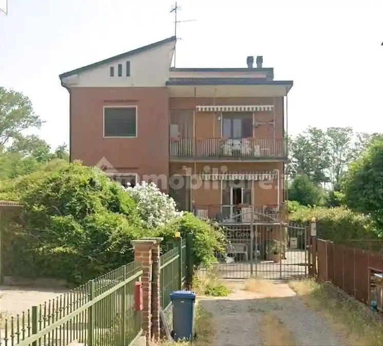 Appartamento in vendita a Torre d'Isola