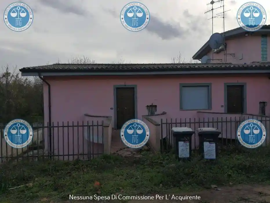 Appartamento in vendita a Cave