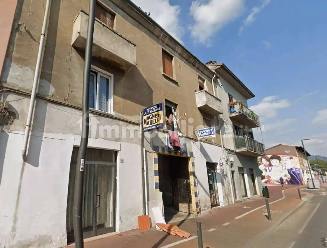 Appartamento in vendita a Brescia