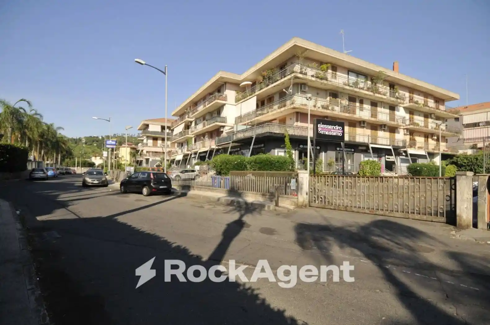 Appartamento in vendita a Aci Catena