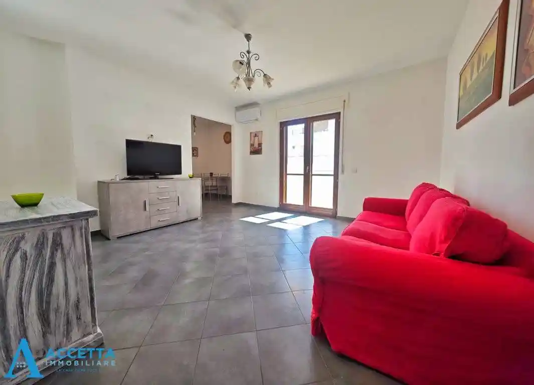 Appartamento in affitto a Taranto