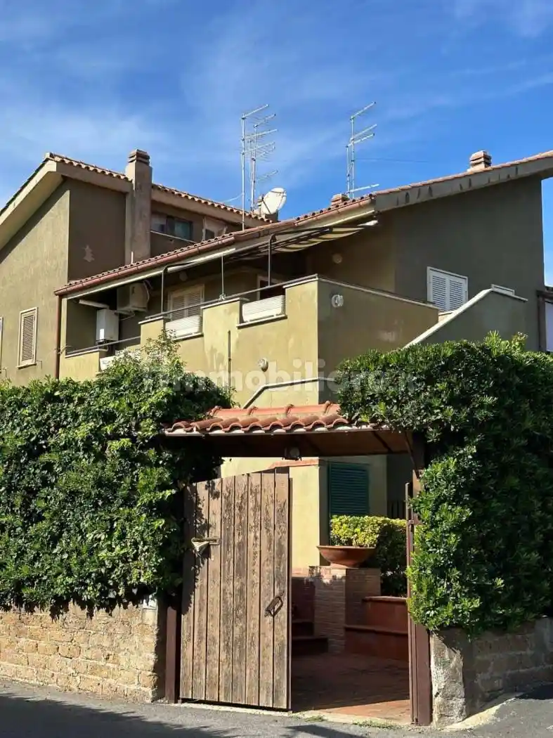 Appartamento in affitto a Cerveteri