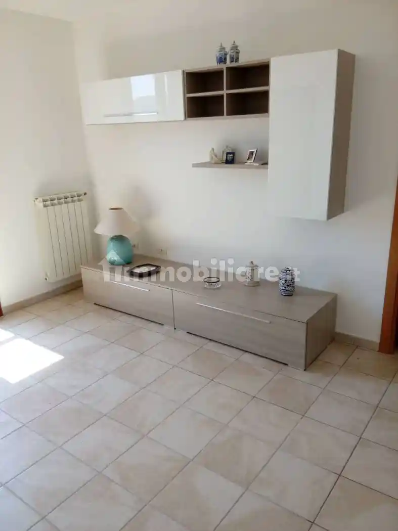 Appartamento in affitto a Cascina