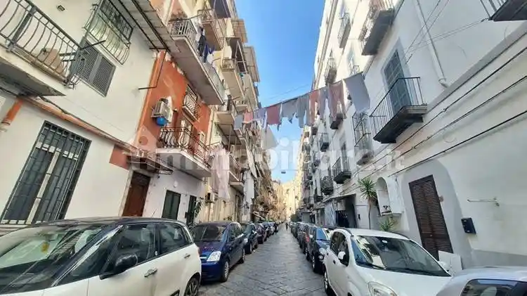 Appartamento in affitto a Napoli