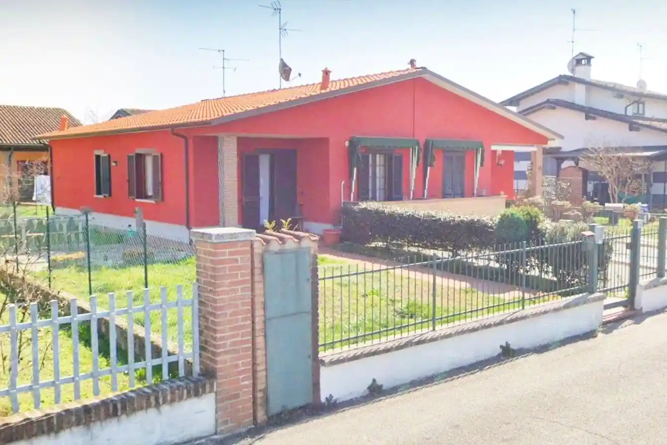 Villa in vendita a Crema