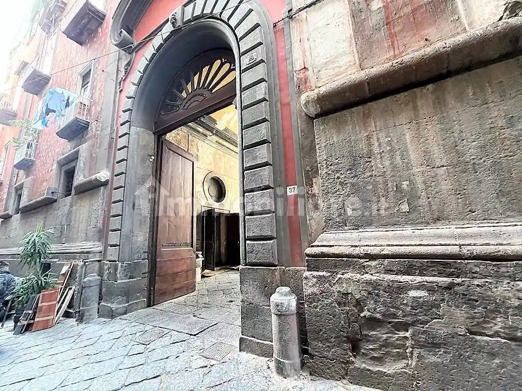 Appartamento in affitto a Napoli