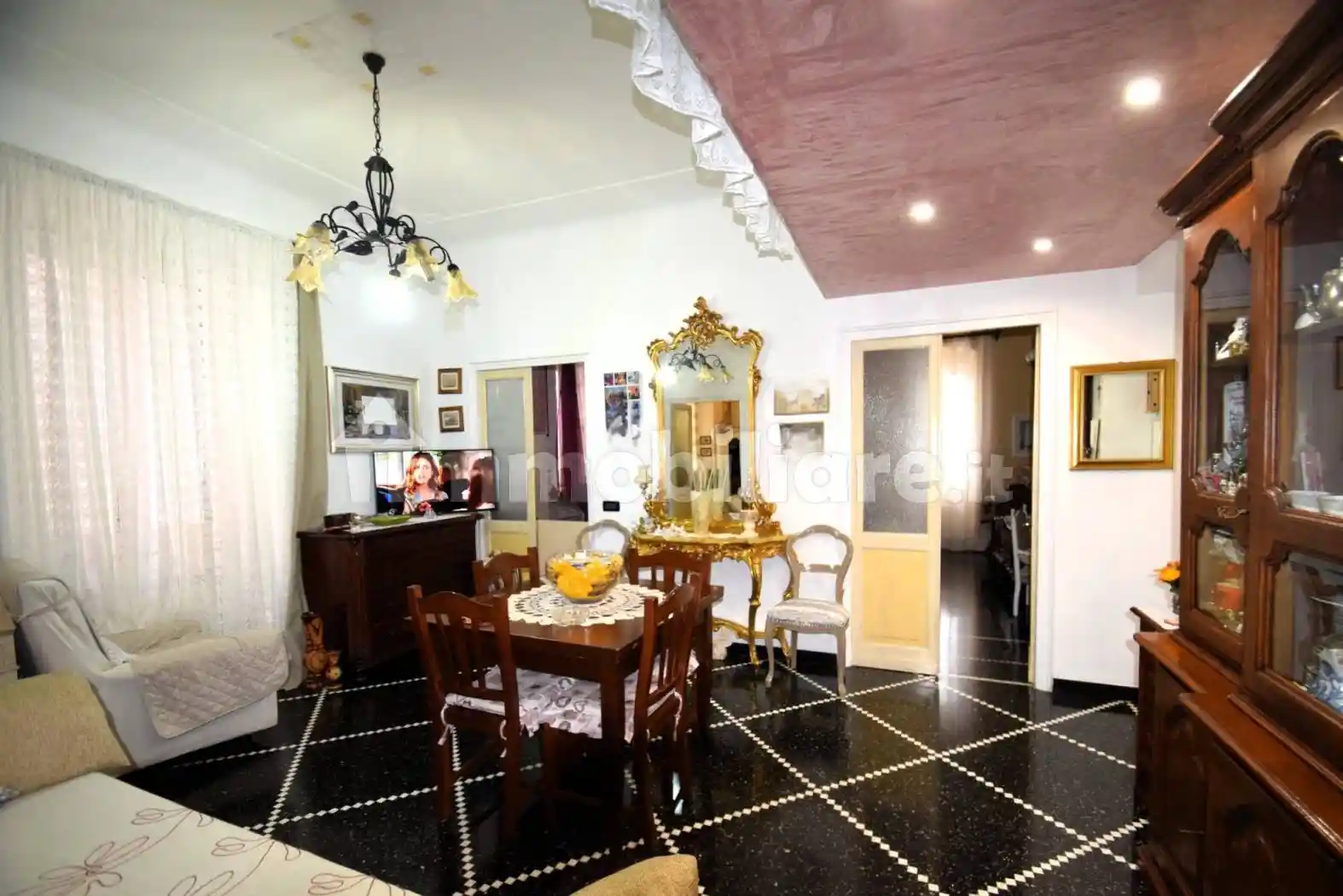 Appartamento in vendita a Genova