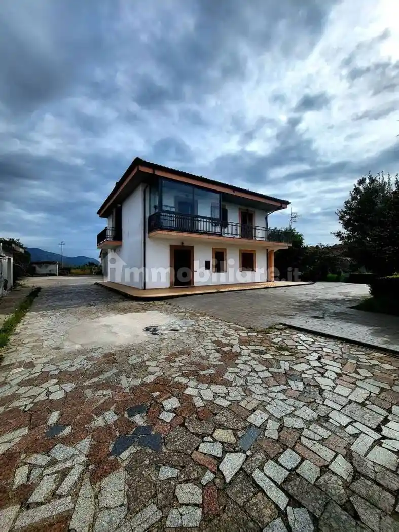 Villa in vendita a Pontinia