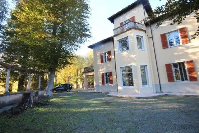 Villa in vendita a Alessandria