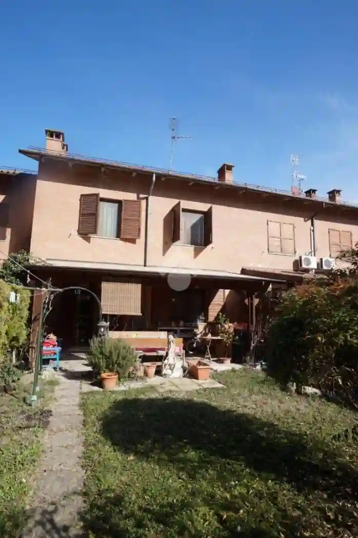 Villetta a schiera - foto 2