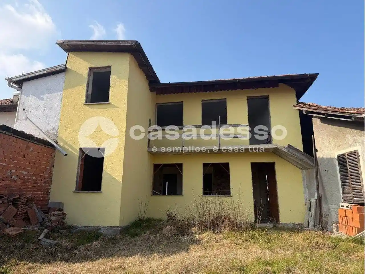 Villa in vendita a Borgosesia