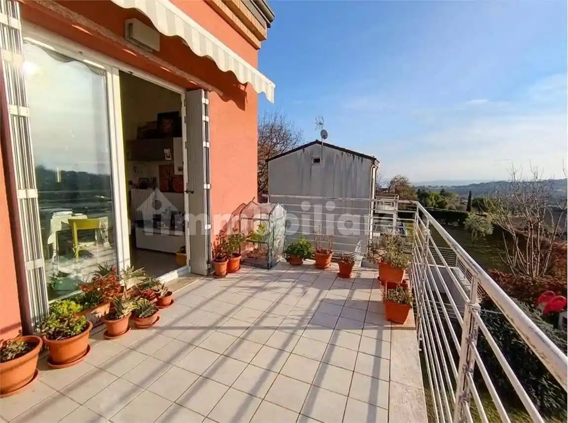 Appartamento in affitto a Sirolo