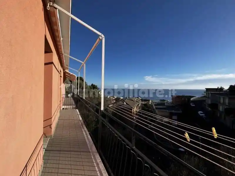 Appartamento in vendita a Laigueglia