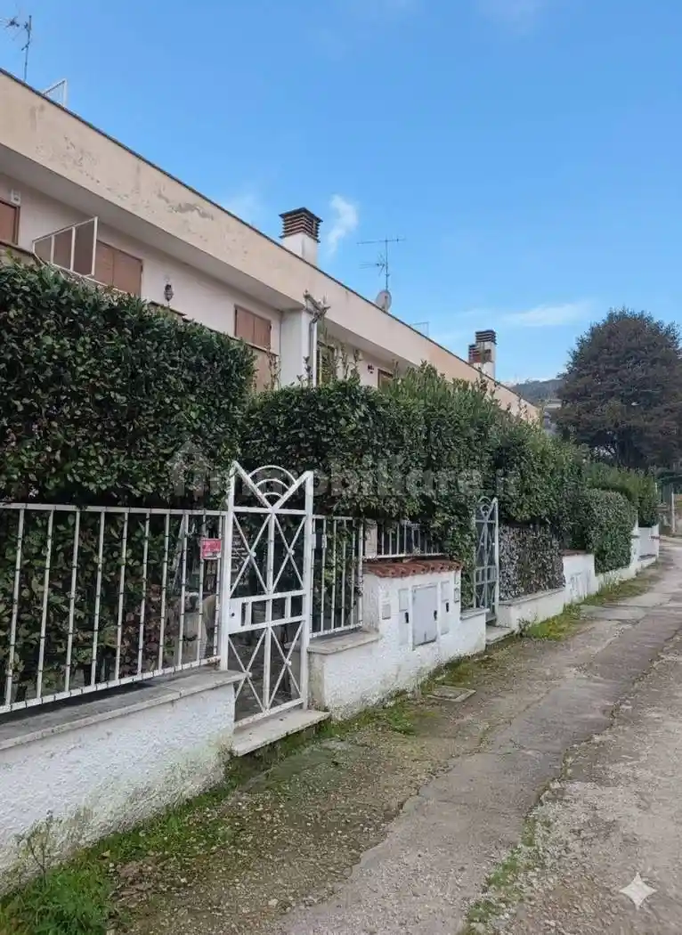 Villetta a schiera in vendita a Tivoli